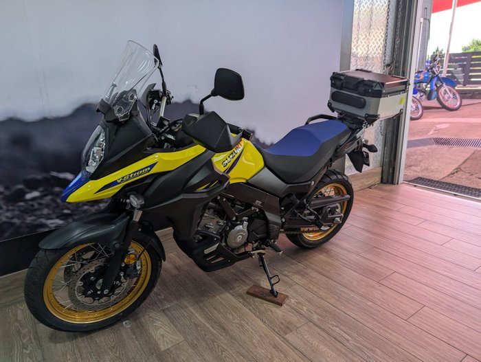 2024 Suzuki V-STROM 650XT (DL650XA) YELLOW