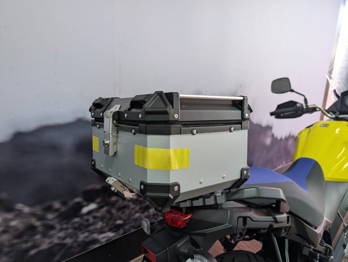 2024 Suzuki V-STROM 650XT (DL650XA) YELLOW