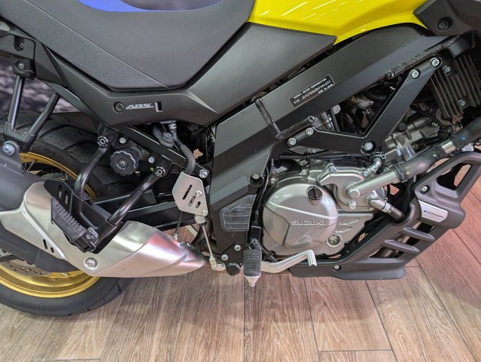 2024 Suzuki V-STROM 650XT (DL650XA) YELLOW