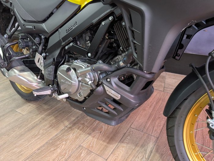 2024 Suzuki V-STROM 650XT (DL650XA) YELLOW