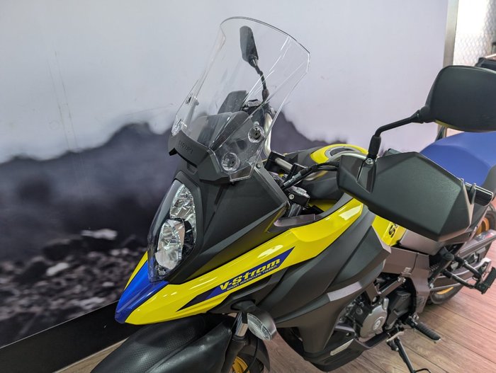 2024 Suzuki V-STROM 650XT (DL650XA) YELLOW