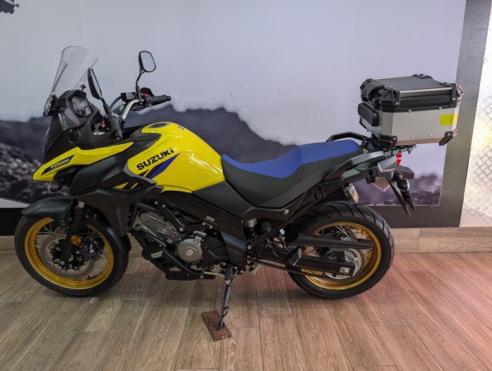 2024 Suzuki V-STROM 650XT (DL650XA) YELLOW