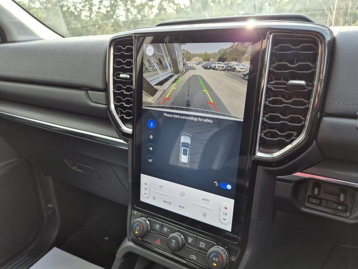 2025 Ford Everest Trend