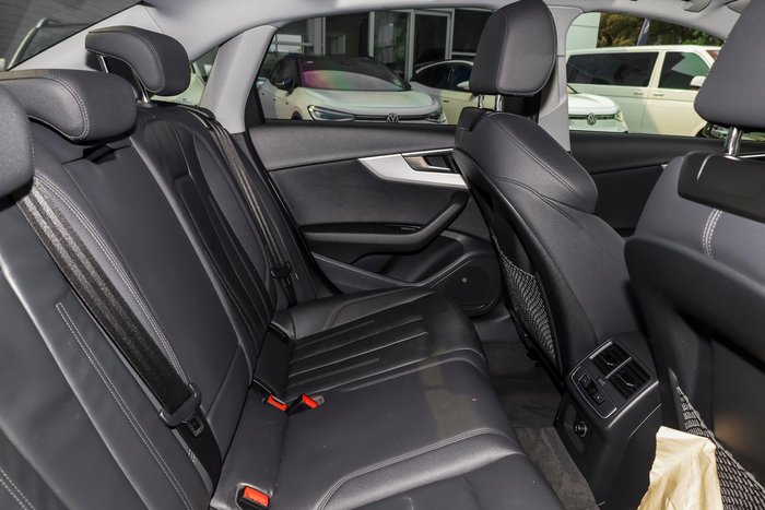 2021 Audi A4 35 TFSI S line