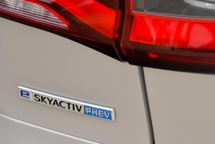 2025 Mazda CX-80 P50e Touring