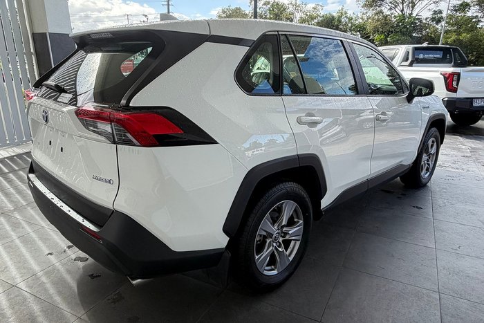 2024 Toyota RAV4 GX