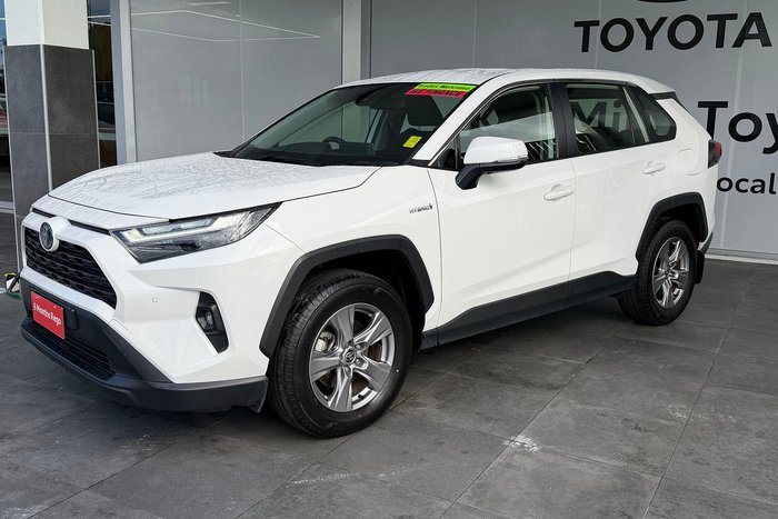 2024 Toyota RAV4 GX