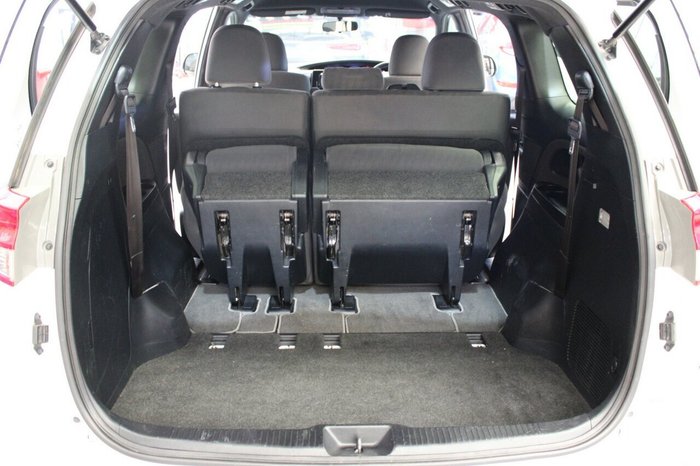 2018 Toyota Tarago