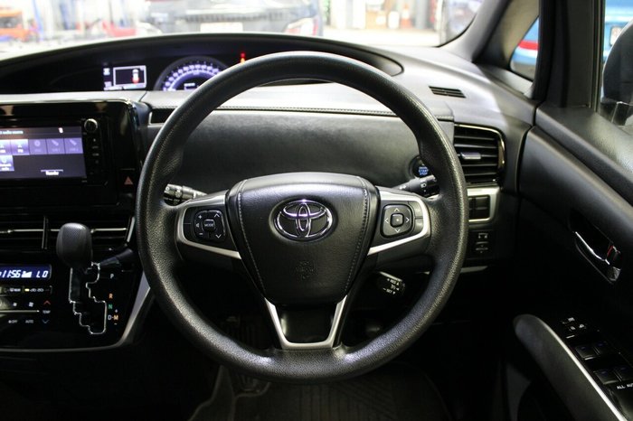 2018 Toyota Tarago