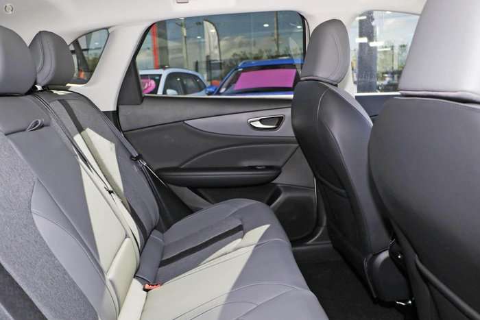 2025 MG MGS5 EV Essence 62 ZS3EM MY25 Champagne Gold