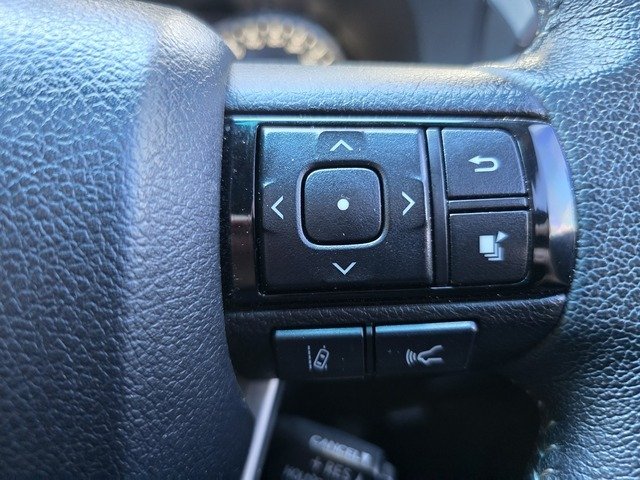 2023 Toyota Hilux SR5 (4x4)