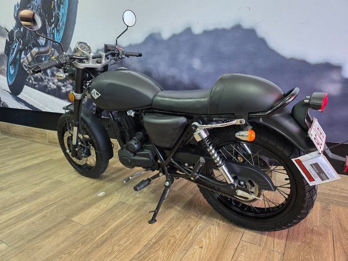 2019 SOL INVICTUS MERCURY CAFE RACER Black