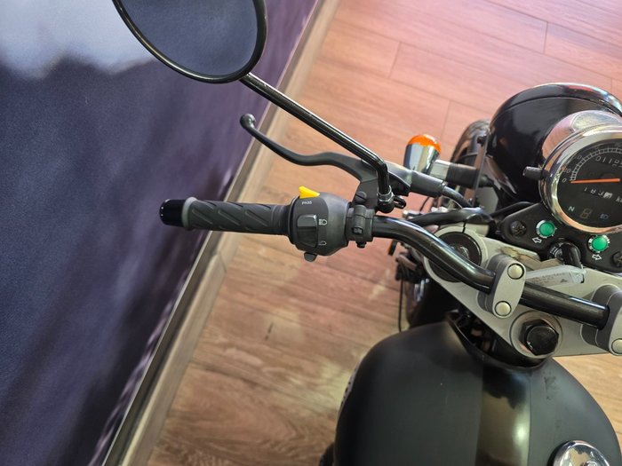 2019 SOL INVICTUS MERCURY CAFE RACER Black