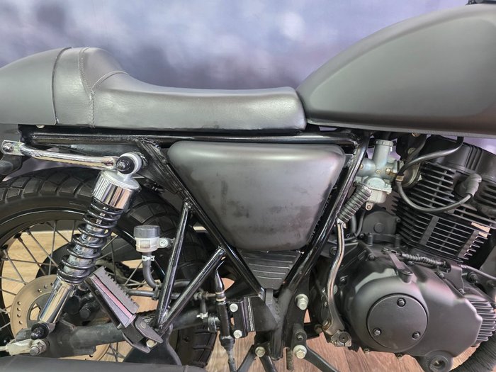2019 SOL INVICTUS MERCURY CAFE RACER Black