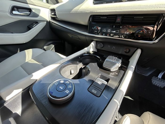 2025 Nissan X-TRAIL TI E-POWER