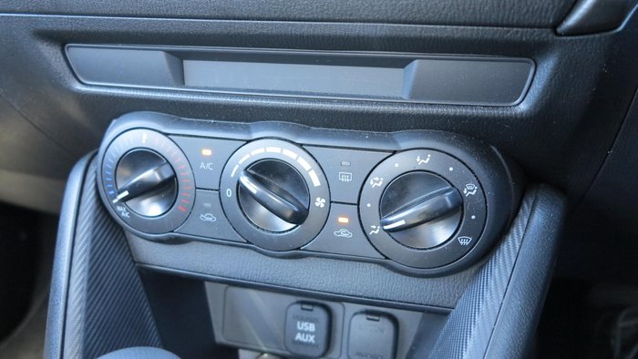 2017 Mazda 2 Neo DJ Series Soul Red