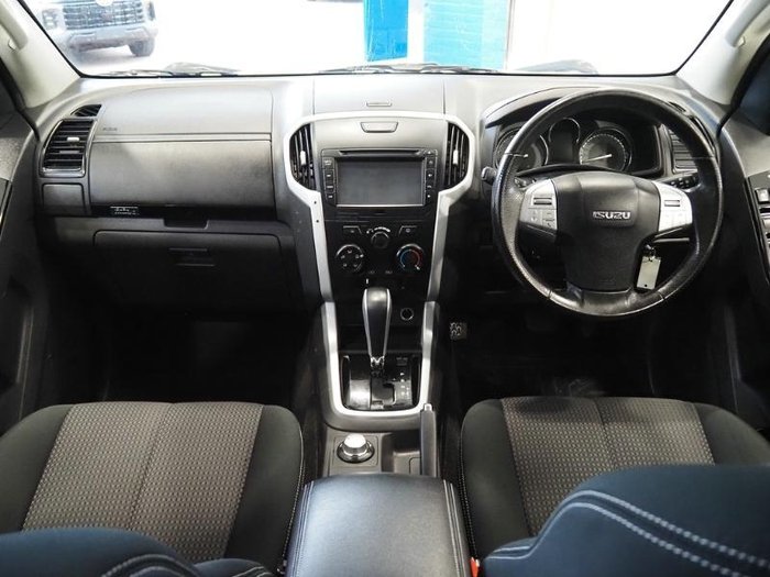 2017 Isuzu MU-X LS-M