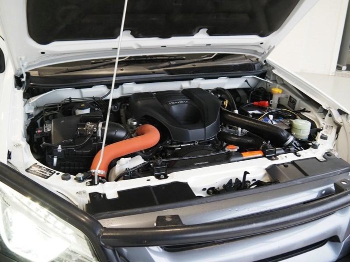 2017 Isuzu MU-X LS-M