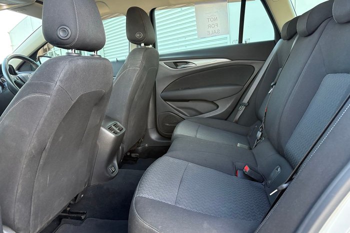 2018 Holden Commodore LT