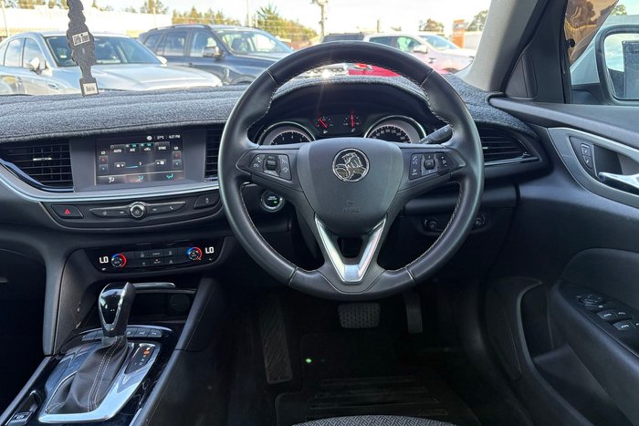 2018 Holden Commodore LT
