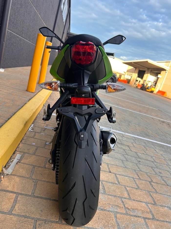 2014 Triumph Street Triple 675 Street Triple Green