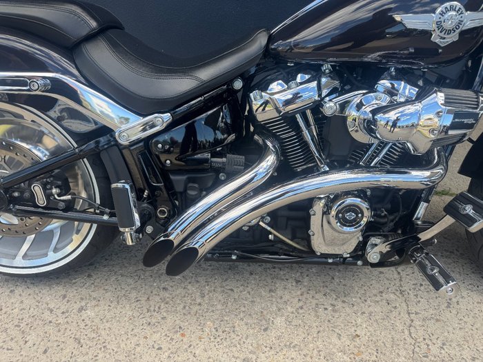 2021 HARLEY-DAVIDSON FLFBS FAT BOY (114) BLACK