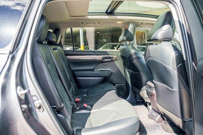 2022 Toyota Kluger Grande