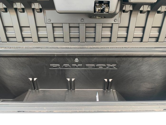 2025 RAM 1500 Laramie Sport Hurricane SO RamBox