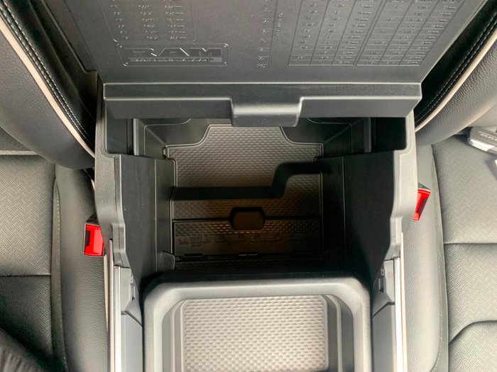 2025 RAM 1500 Laramie Sport Hurricane SO RamBox