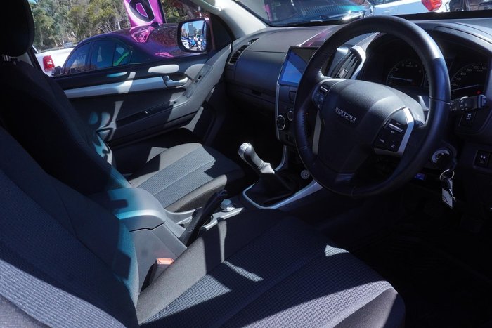 2013 Isuzu D-MAX LS-M