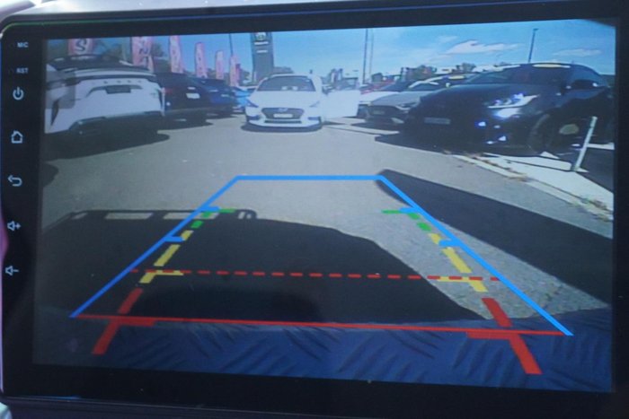 2013 Isuzu D-MAX LS-M