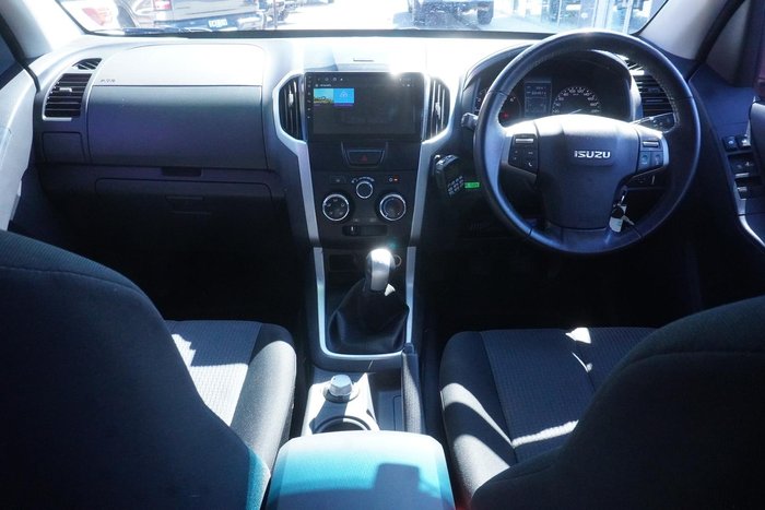 2013 Isuzu D-MAX LS-M