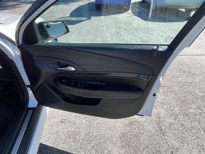 2016 Holden Commodore SV6 VF Series II MY16 Heron White