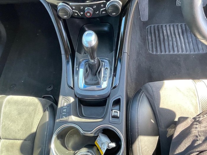 2016 Holden Commodore SV6 VF Series II MY16 Heron White