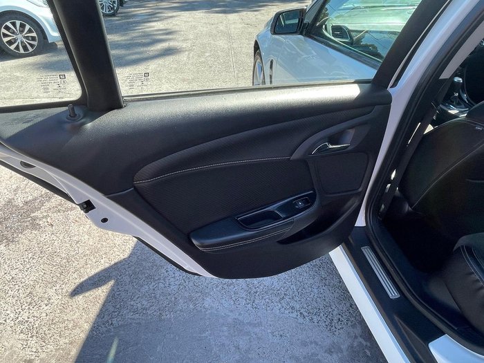 2016 Holden Commodore SV6 VF Series II MY16 Heron White