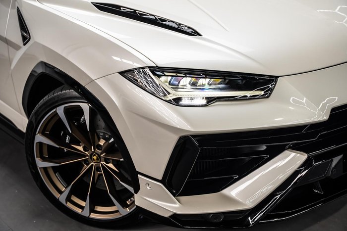 2023 Lamborghini Urus S