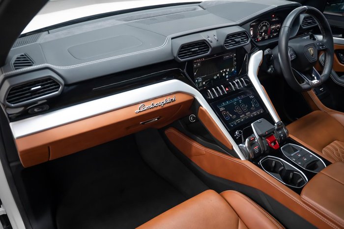 2023 Lamborghini Urus S