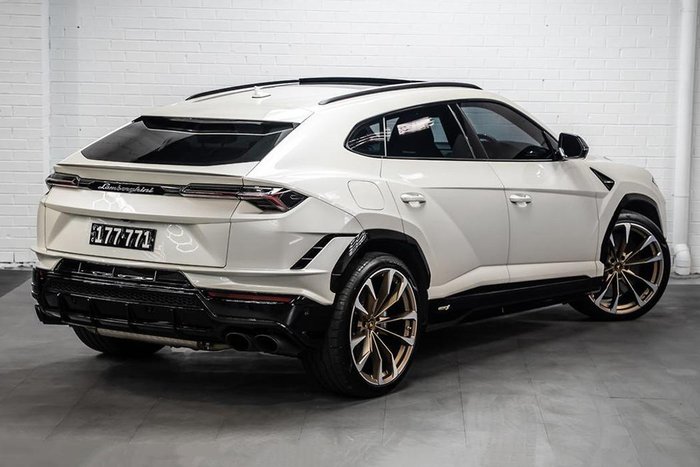 2023 Lamborghini Urus S
