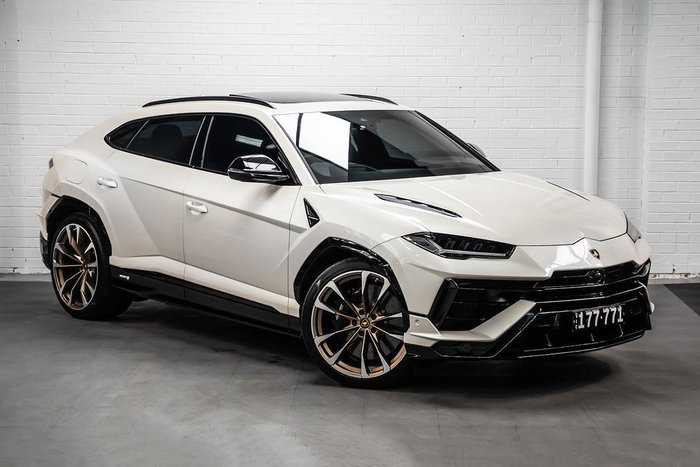 2023 Lamborghini Urus S