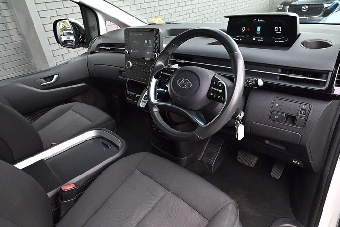 2022 Hyundai STARIA