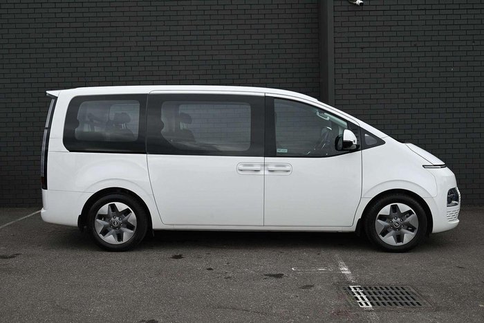 2022 Hyundai STARIA