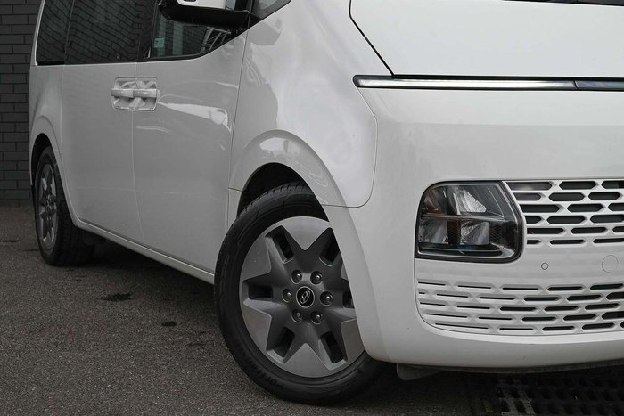 2022 Hyundai STARIA