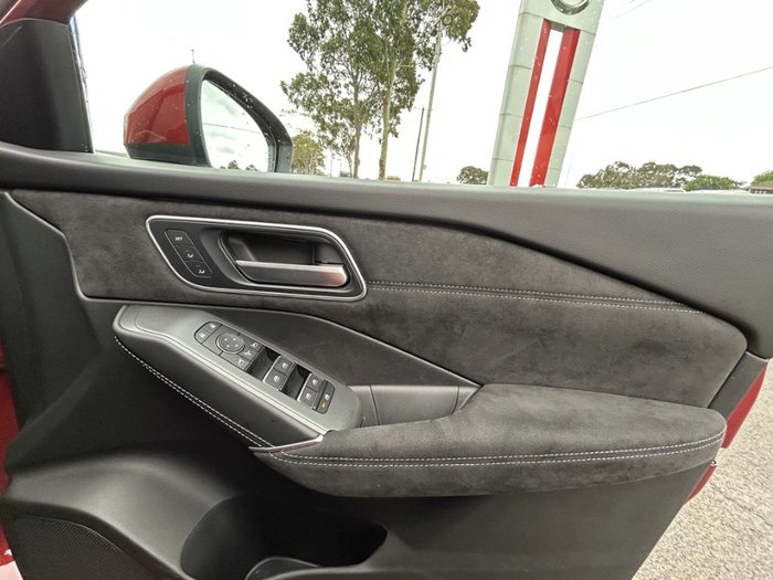 2025 Nissan QASHQAI TI-L