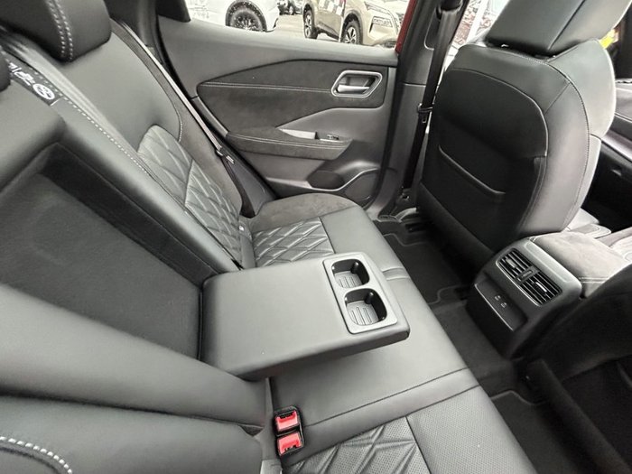 2025 Nissan QASHQAI TI-L