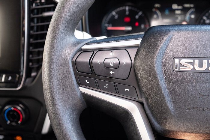 2021 Isuzu MU-X LS-M