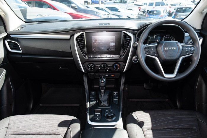 2021 Isuzu MU-X LS-M
