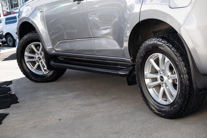 2021 Isuzu MU-X LS-M