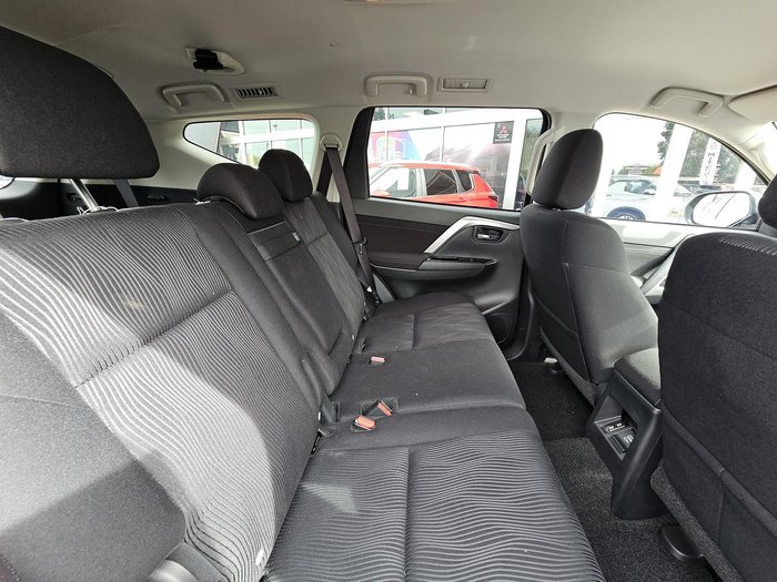 2024 Mitsubishi Pajero Sport GLS