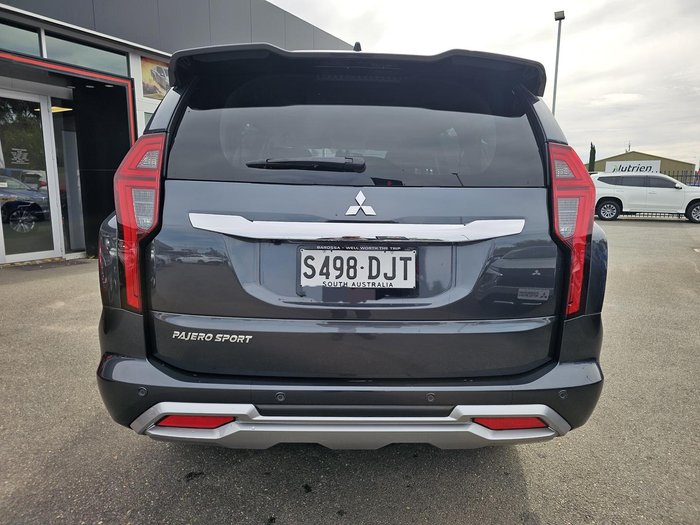 2024 Mitsubishi Pajero Sport GLS
