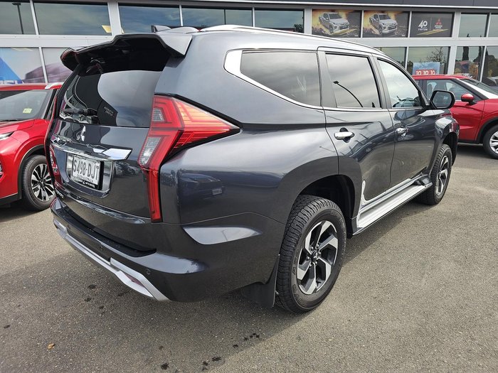 2024 Mitsubishi Pajero Sport GLS